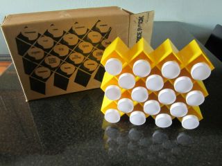 Vtg Copco Spice Rack Mid - Century Yellow Plastic Honeycomb Shaker Jar