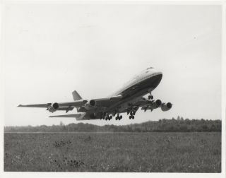 Large Vintage Photo - British Airways Boeing 747
