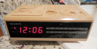 Vintage Sony Dream Machine (icf - C2w) Retro Digital Alarm Clock/ Radio (vguc)