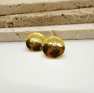 Retro Vintage Signed Monet Hammered Gold Tone Small Circle Clip On Earrings R40