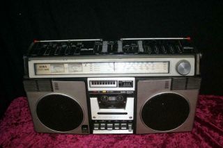 Aiwa Tpr - 945 Vintage Boombox 4 Band Stereo Radio Cassette Recorder Made In Japan