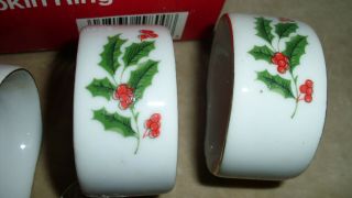 Porcelain Christmas Holly Berry Napkin Rings With Gold Trim Vintage SET OF 4 2