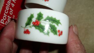 Porcelain Christmas Holly Berry Napkin Rings With Gold Trim Vintage SET OF 4 3