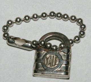 Vintage Solid Metal Yale Lock Keychain