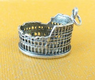 7 Gr Large Vtg 800 Silver Colosseum Rome Italy Travel Bracelet Charm