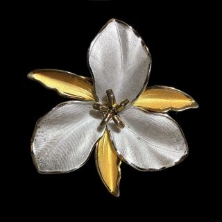 Vintage Bond Boyd Figural Sterling Silver Gold Plate Trillium Flower Brooch Pin