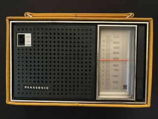 Vintage Panasonic Am Radio Model R - 1449 (a3r) Yellow Mustard Case W/ear Piece