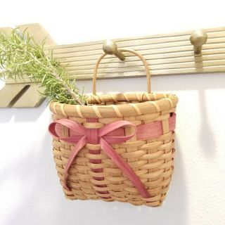 Vintage Wall Hanging Wicker Basket Pocket Mail Folk Catch All Farmhouse Country