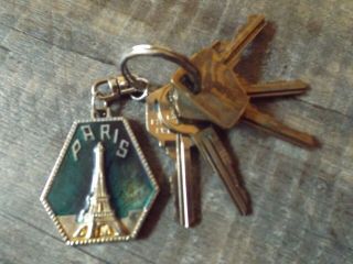 Vintage Paris France Eiffel Tower Metal Fob Key Chain Key Ring With 5 Keys