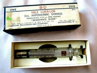 1 Vtg Medical 2cc Glass Hypodermic Syringe B - D Yale Luer - Lok Box