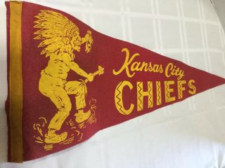 Vintage Kansas City Chiefs Felt Pennant 28.  25 X 11.  5 Inches