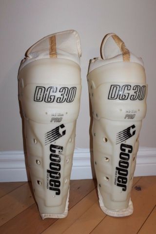 Vintage Cooper Dg 30 Pro Shin Pads Adult Size 14.  5 " / 37cm Hockey Canada L@@k