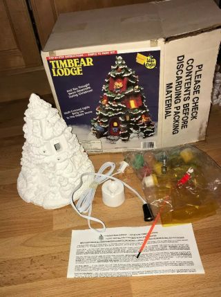 Vintage Wee Crafts Timbear Lodge Bear Lighted House Kit 21550 Open Box