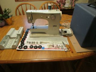 ELNA SU sewing machine accessories feet 13 cams blue case 2