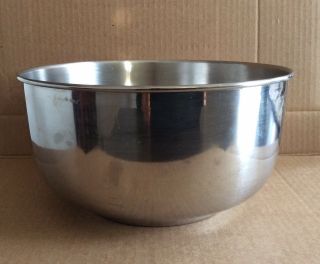 Large & Heavy Vintage Stainless Steel Made In Korea Solid Deep Bowl 9” Dia