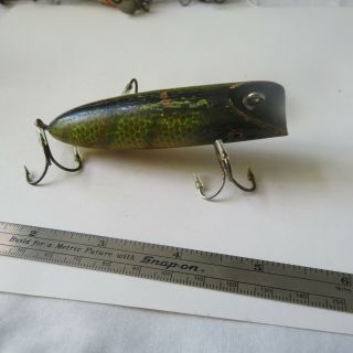 FISHING LURES 2 SOUTH BEND VINTAGE 3¾ 