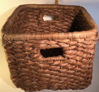 Vtg Small Wicker Woven Storage Basket Box Organizer Brown 10.  5” X 9