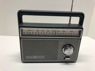 Vintage Ge 7 - 2825g Fm/am Portable Radio 2 - Way Ac/dc Power Tone Control 2825