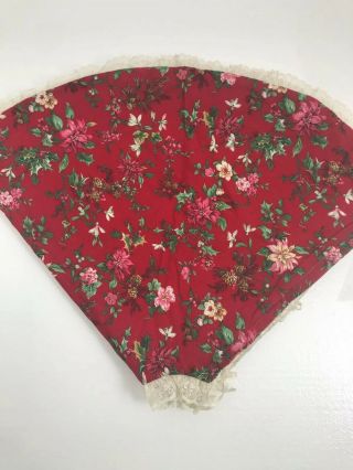 Quilted Christmas Tree Skirt Handmade Red Green White Floral Lace Trim 46 " Vtg