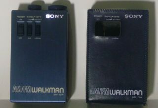 Vintage Am/fm Sony Walkman Srf - 70w Fm Stereo Am Transisitor Radio Receiver Case