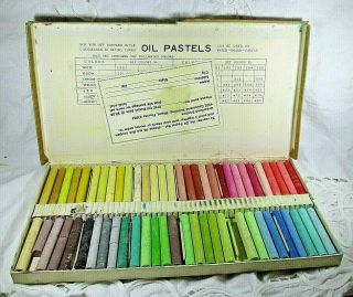 Vintage Mid Century Greenland Studios Box Of 60 Oil Pastels Box