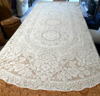 Vintage Quaker Lace White Floral Oval 70 " X 102 " Tablecloth