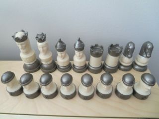 Vintage CRUSADER Plastic Chessmen Set & BOX All Chess Men Complete 3