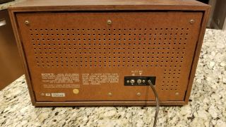 Vintage Sony Model ICF - 9650W Fidelity Sound AM/FM Table Radio - Great 3