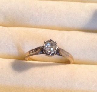 18 Carat Gold And Platinum Antique Solitaire Diamond Ring.  Size I (i Not L]