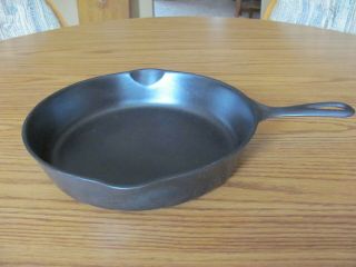 Vintage 8 Wagner Ware 1058 (10 1/4 ") Cast Iron Skillet W/ Spouts Restored