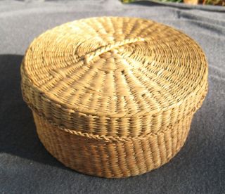 Vintage Ornate 6 " Hand Woven Round Sea Or Sweet Grass Basket With Lid