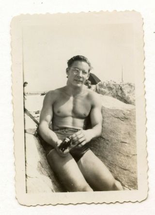 28 Vintage Photo Affectionate Soldier Buddy Boys Men Base Snapshot Gay