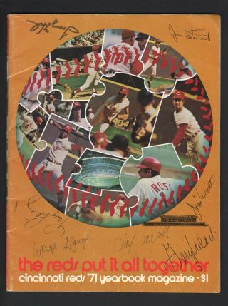 1971 Cincinnati Reds Vintage Team Signed Baseball Yearbook Perez 7 Signatures