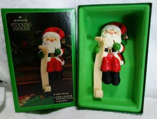 Vtg Hallmark Santa Claus Christmas List Holiday Sitter Stocking Holder Hanger