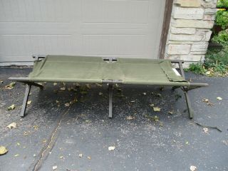 Vintage U.  S.  Army Military Cot 1950s Heavy Duty Green Canvas Wood Frame
