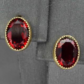 Vintage 14k Yellow Gold Red Glass Oval Stud Earrings 8.  8 X 7.  0 Mm