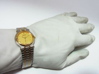 Gucci 9000M Gold Dial 18KGP St.  Steel Two - tone 33mm Swiss Men ' s Unisex Watch 2