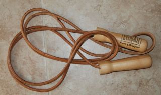 Vintage Everlast Boxing Leather Jump Rope Wood Handles 9.  5 Feet Model 4497