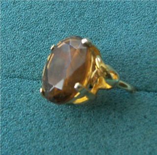 " Golden Embers " Ring - Topaz Colored Stone - Sarah Coventry Jewelry Sara Cov Vtg
