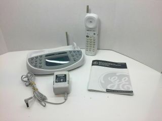 Vintage Ge 900 Mhz Bedroom Cordless Telephone/clock Radio Model 26980ge1 - A
