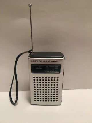 Vintage Realistic Patrolman Mini Transistor Radio Am - Vhf Model 15 - C Fast Shippng