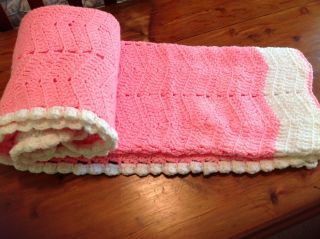 Hand Crochet Afghan Blanket For Baby Vintage Stitch 48 " X 40 " Pink Girl Chevron