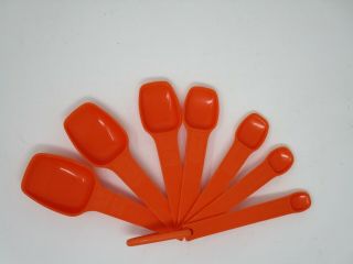 Vintage Collectible Tupperware Orange Measuring Spoons Set Of 7