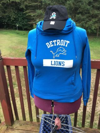Nfl Team Apparel Detroit Lions Blue Hoodie Size Small,  Salute To Service Hat