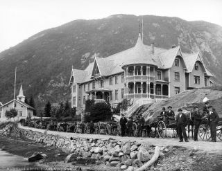 1910 Hotel Mundal,  Norway Vintage Old Photo 8.  5 " X 11 "