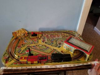 Vintage Marx Tin Litho Lithograph Wind Up Train And Train Track