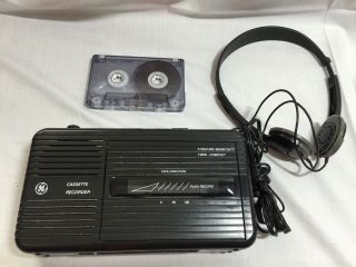 Vintage Ge Cassette Recorder Tape Player Model 3 - 5301b W/earphones A339