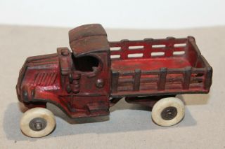 VINTAGE 1920 ' s A.  C.  WILLIAMS CAST IRON MACK C - CAB STAKE TRUCK 2