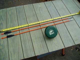 Vintage Bear Archery Bow Fishing Reel W/ 2 Arrows,  Layfletch Inc. ,  Bowfishing
