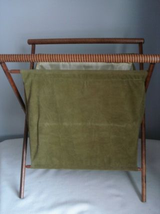 Vintage.  Olive Green Material.  Cloth,  Wood Frame.  Yarn Holder